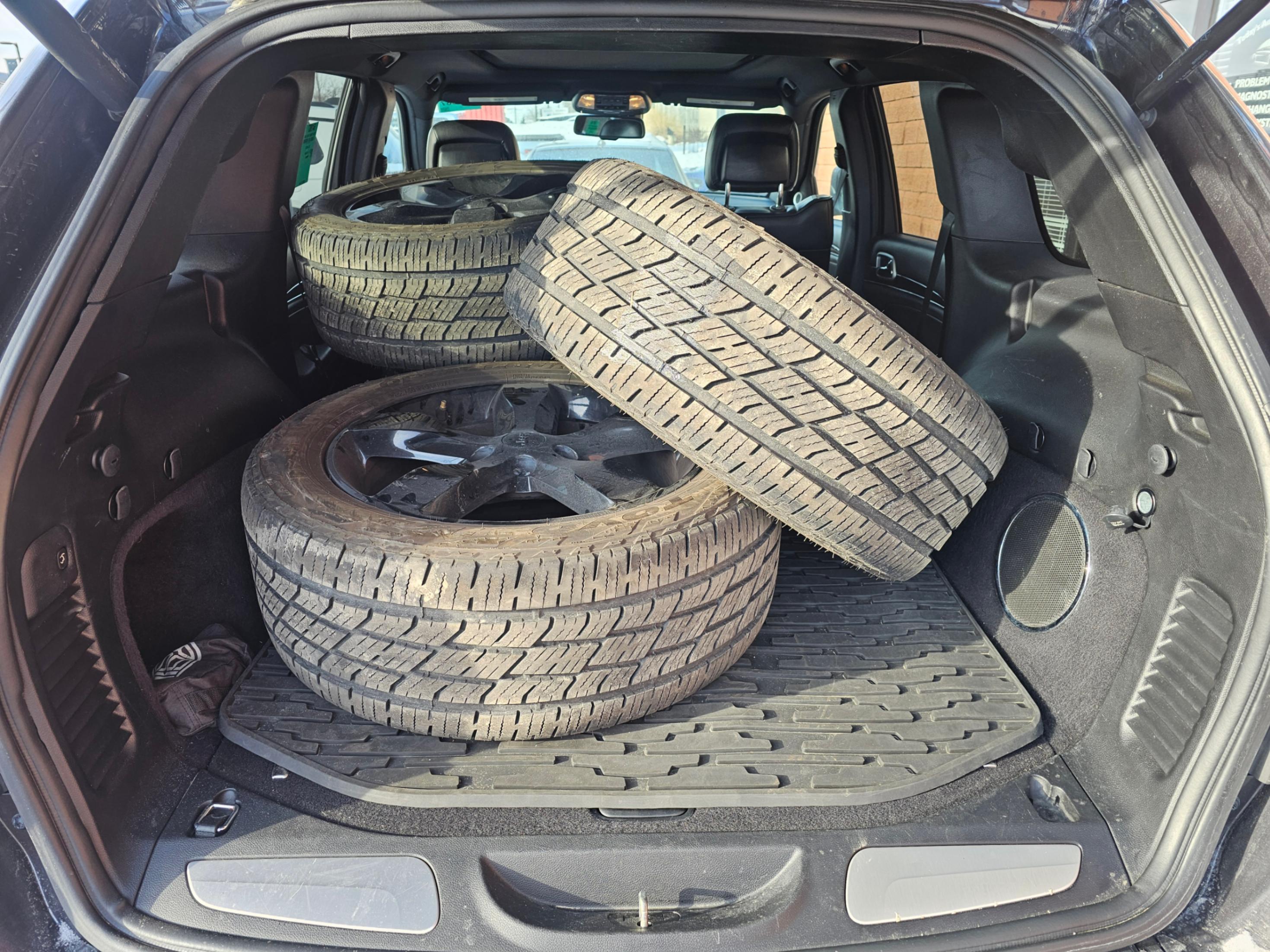 /todaysautosalesandservice/2015-Jeep-GrandCherokee-8039639903896338.jpg