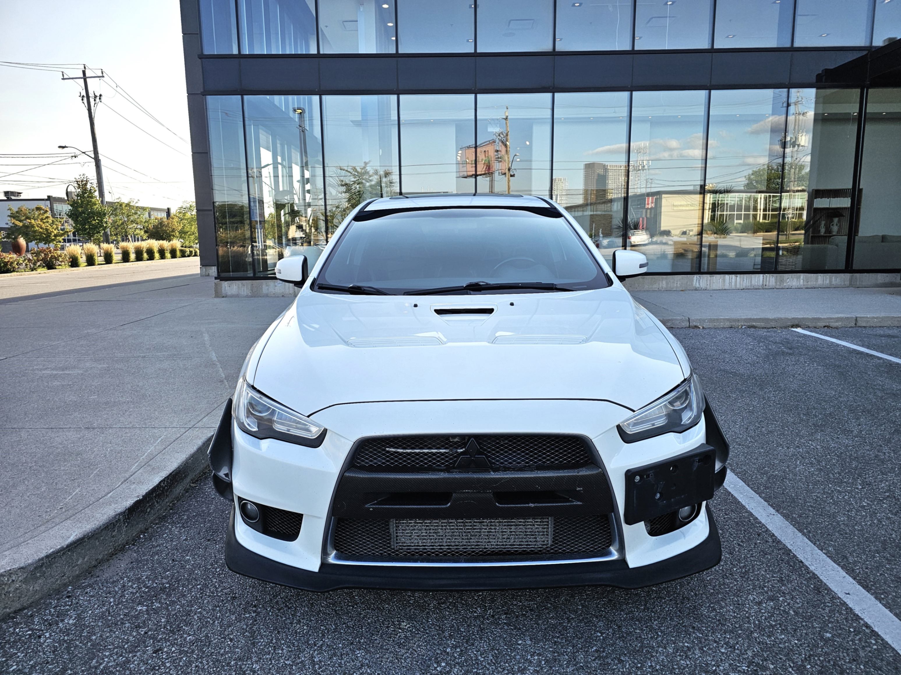/todaysautosalesandservice/2015-Mitsubishi-LancerEvolution-24183909227615774.jpg