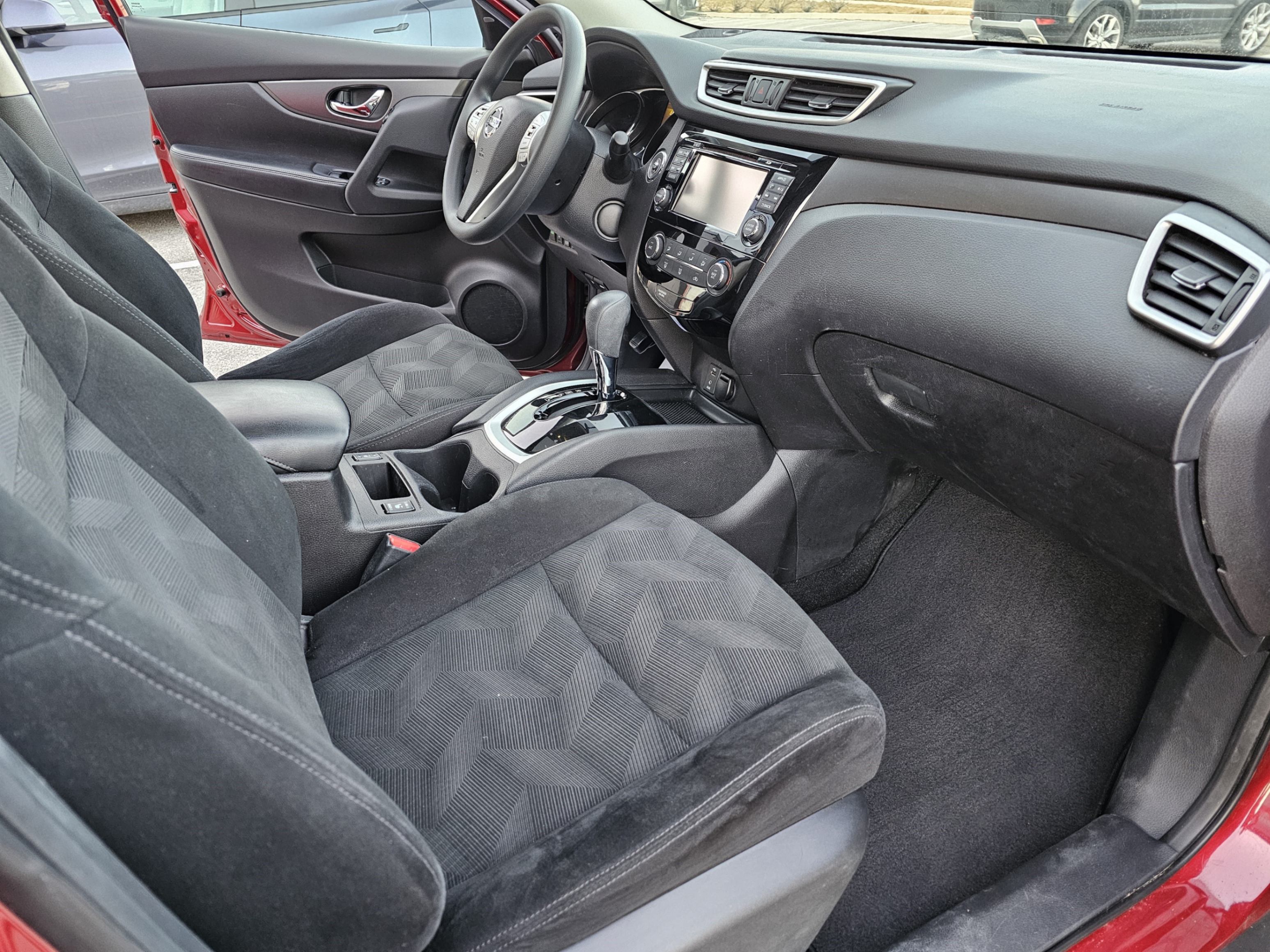 /todaysautosalesandservice/2015-Nissan-Rogue-48938751130231384.jpg