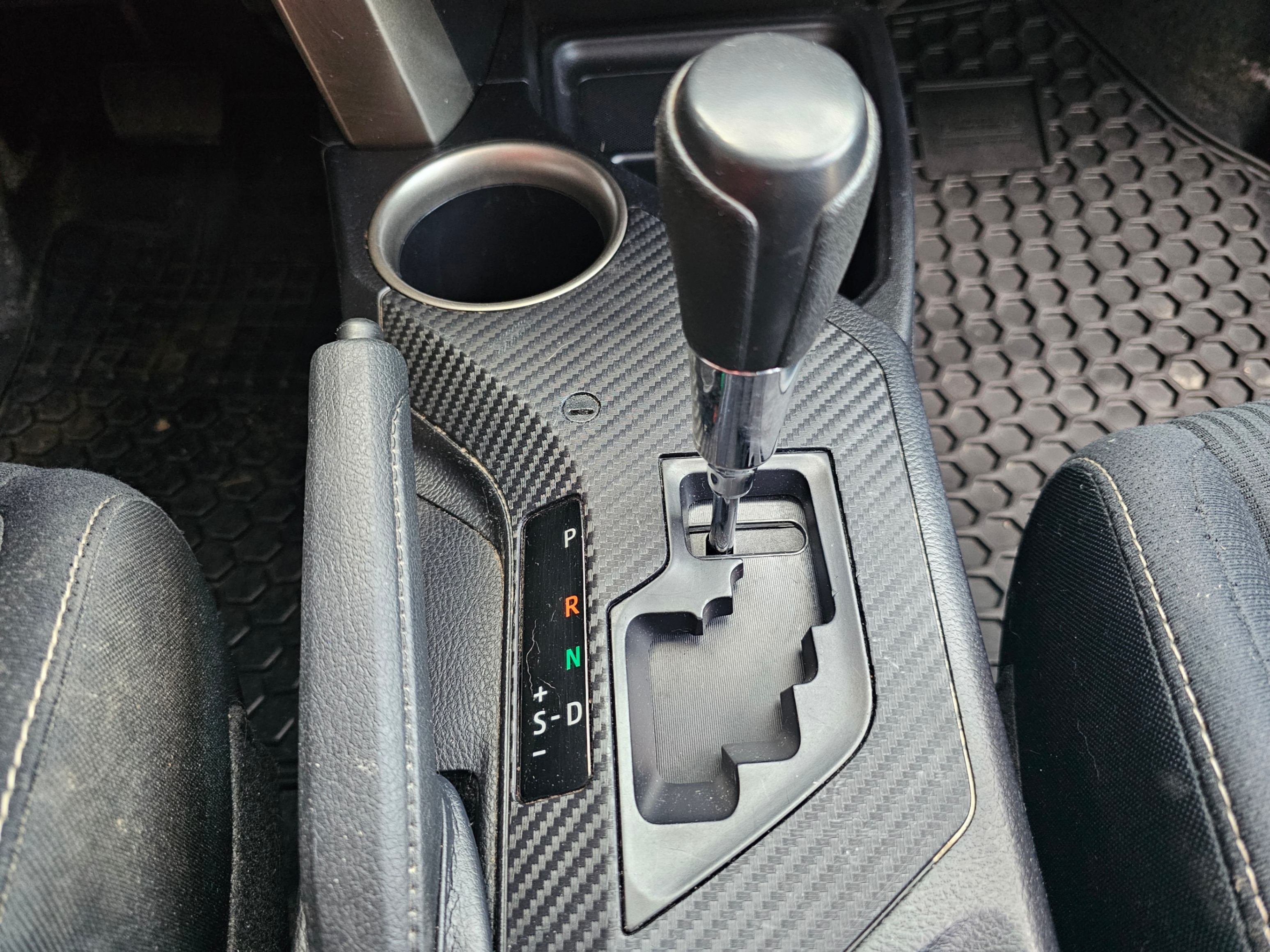 /todaysautosalesandservice/2015-Toyota-RAV4-5727548969820335.jpg