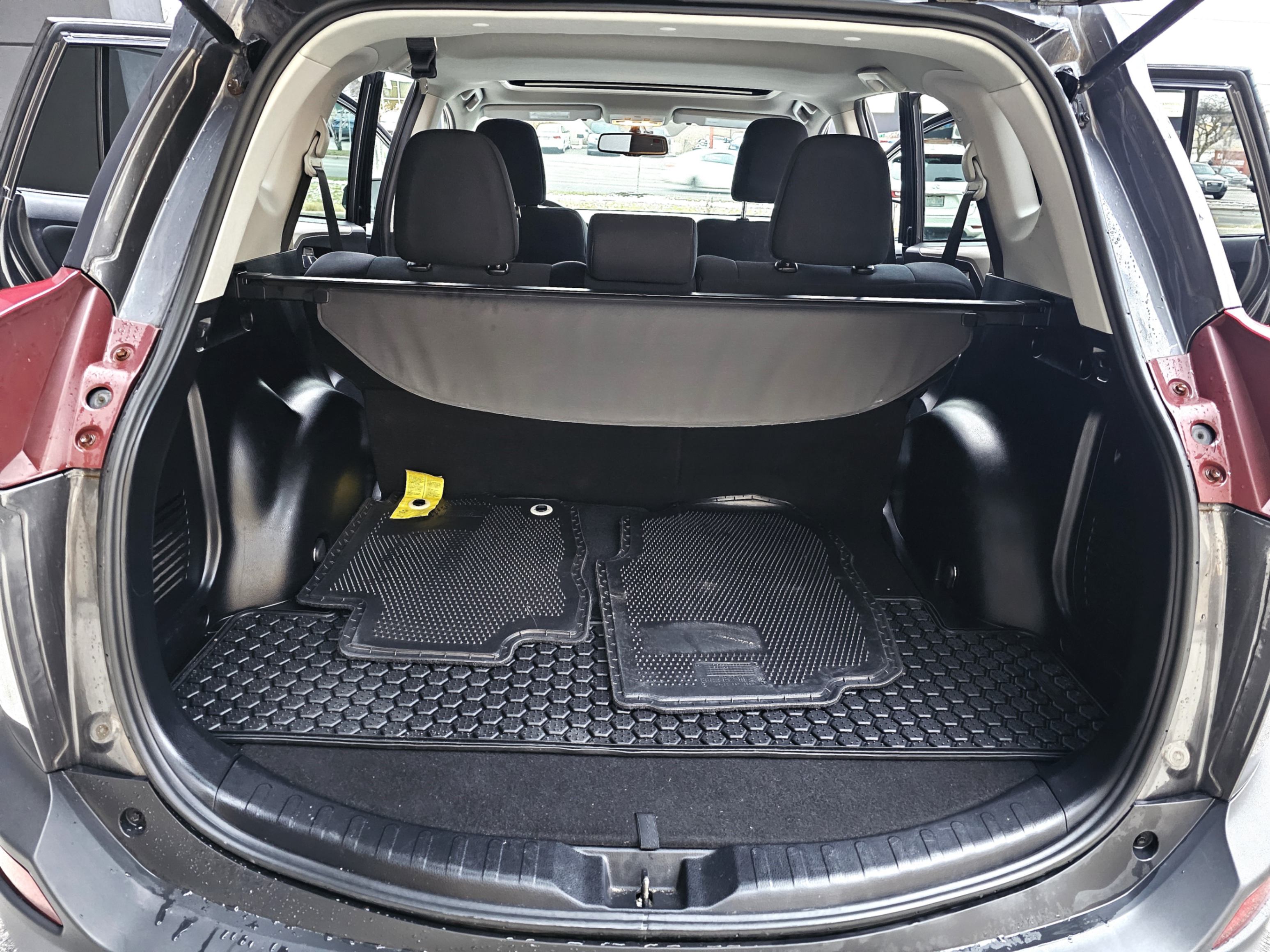 /todaysautosalesandservice/2015-Toyota-RAV4-8733835807733563.jpg