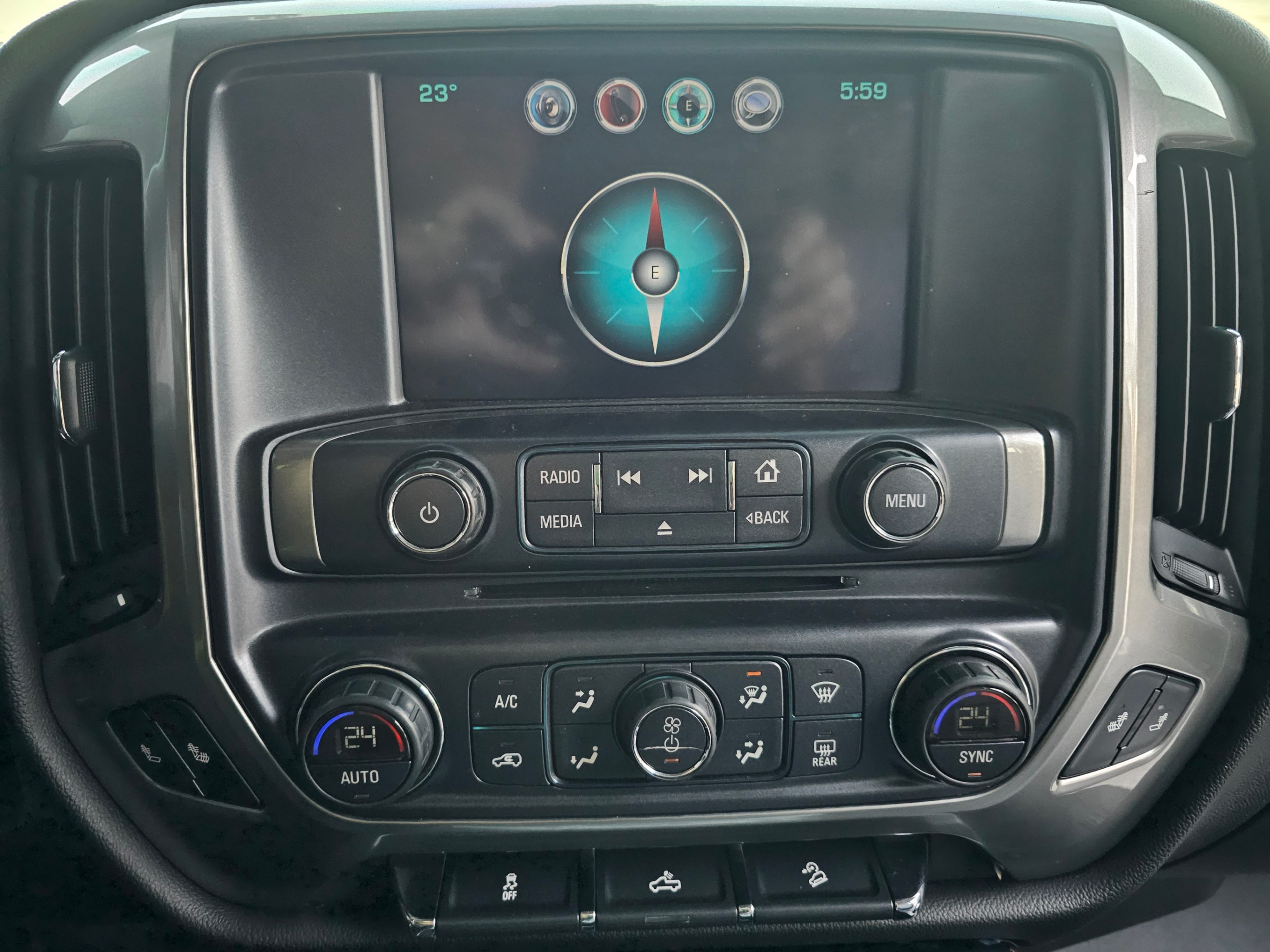 /todaysautosalesandservice/2016-Chevrolet-Silverado1500-4324298825769859.jpg