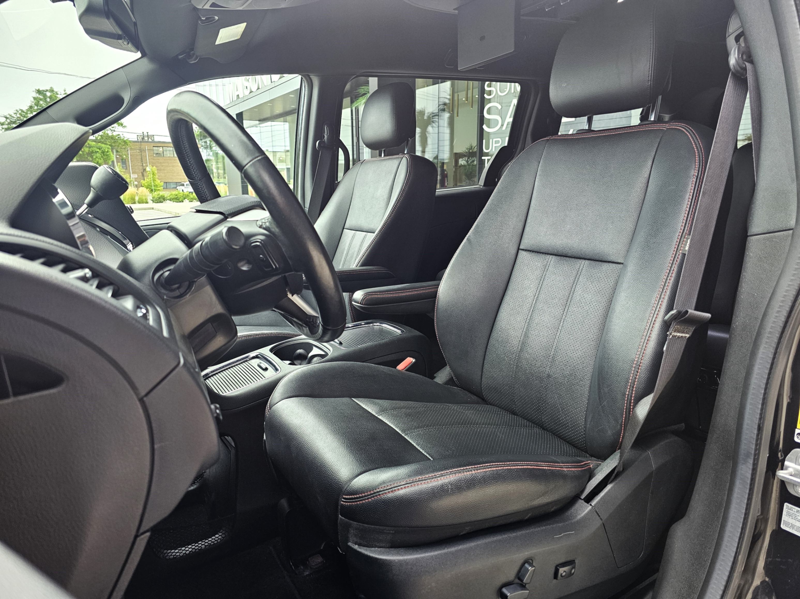 /todaysautosalesandservice/2016-Dodge-GrandCaravan-9505959616594772.jpg