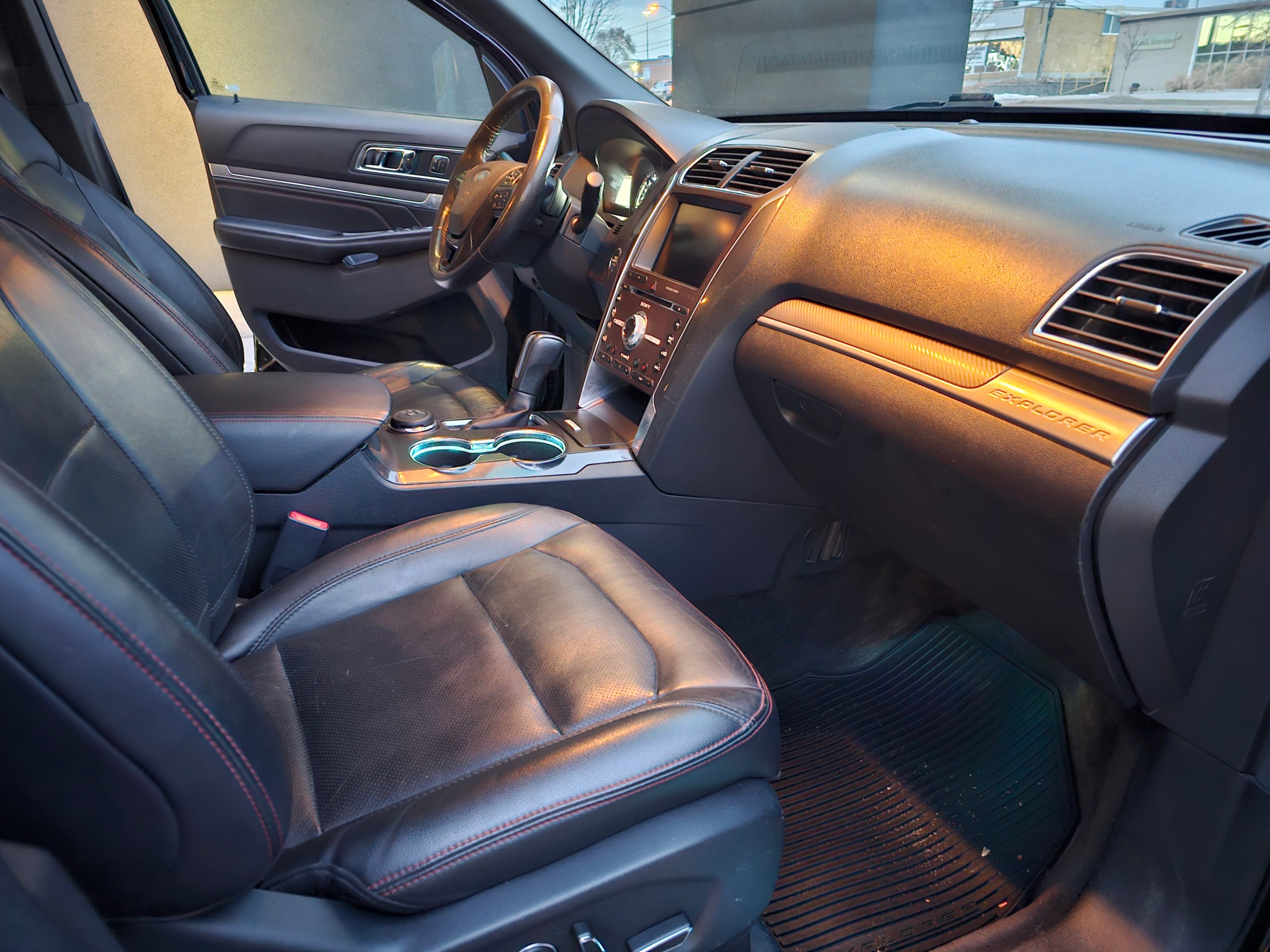 /todaysautosalesandservice/2016-Ford-Explorer-3590821543061675.jpg