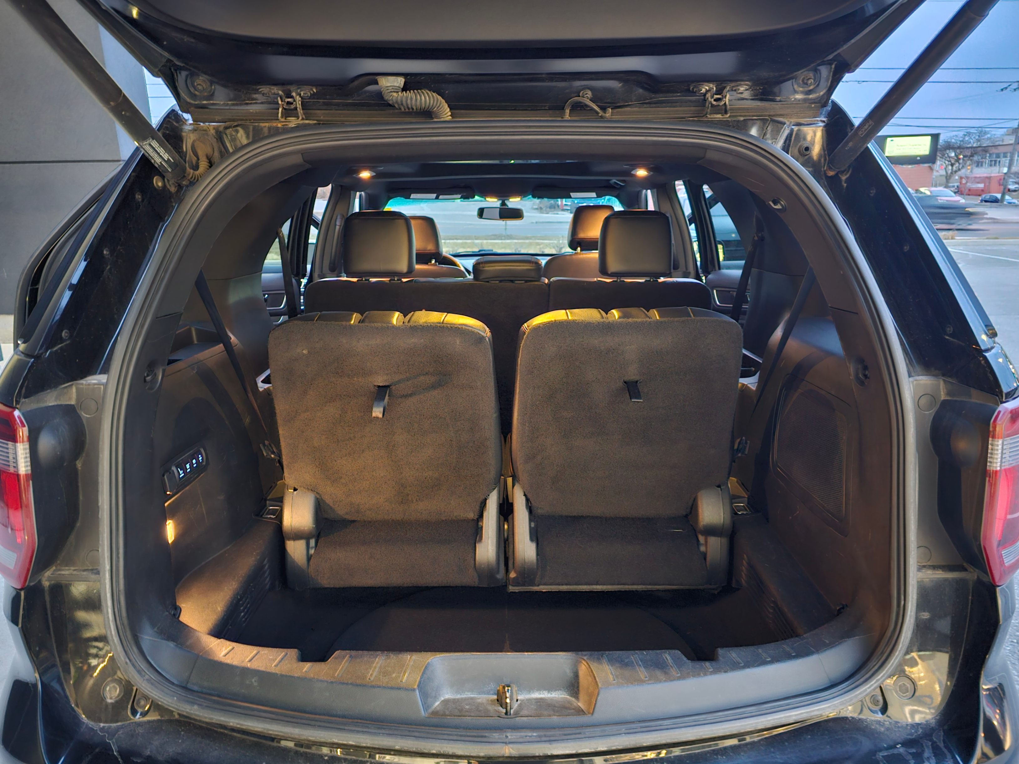 /todaysautosalesandservice/2016-Ford-Explorer-3760631978886806.jpg
