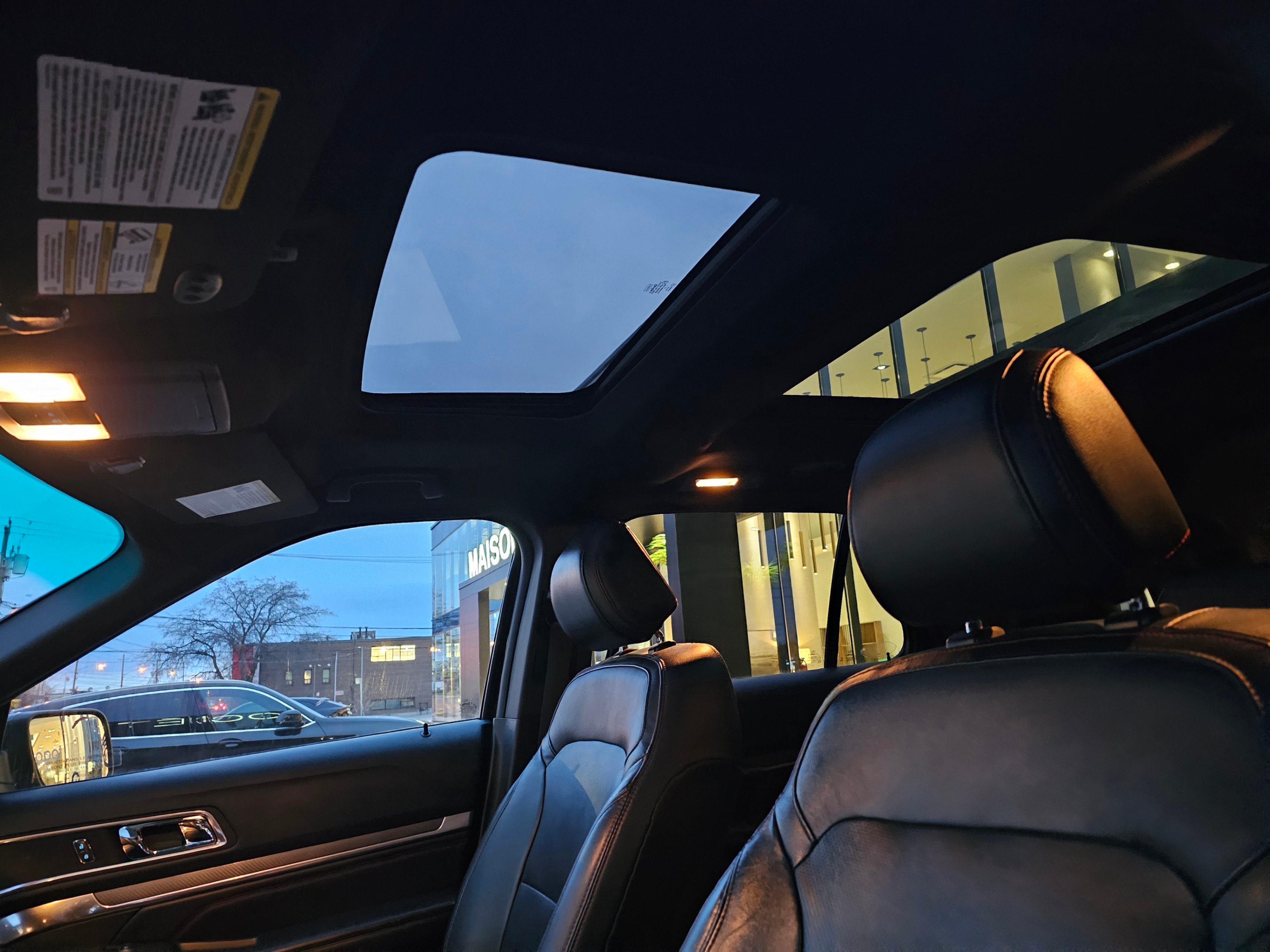 /todaysautosalesandservice/2016-Ford-Explorer-8540959168681868.jpg