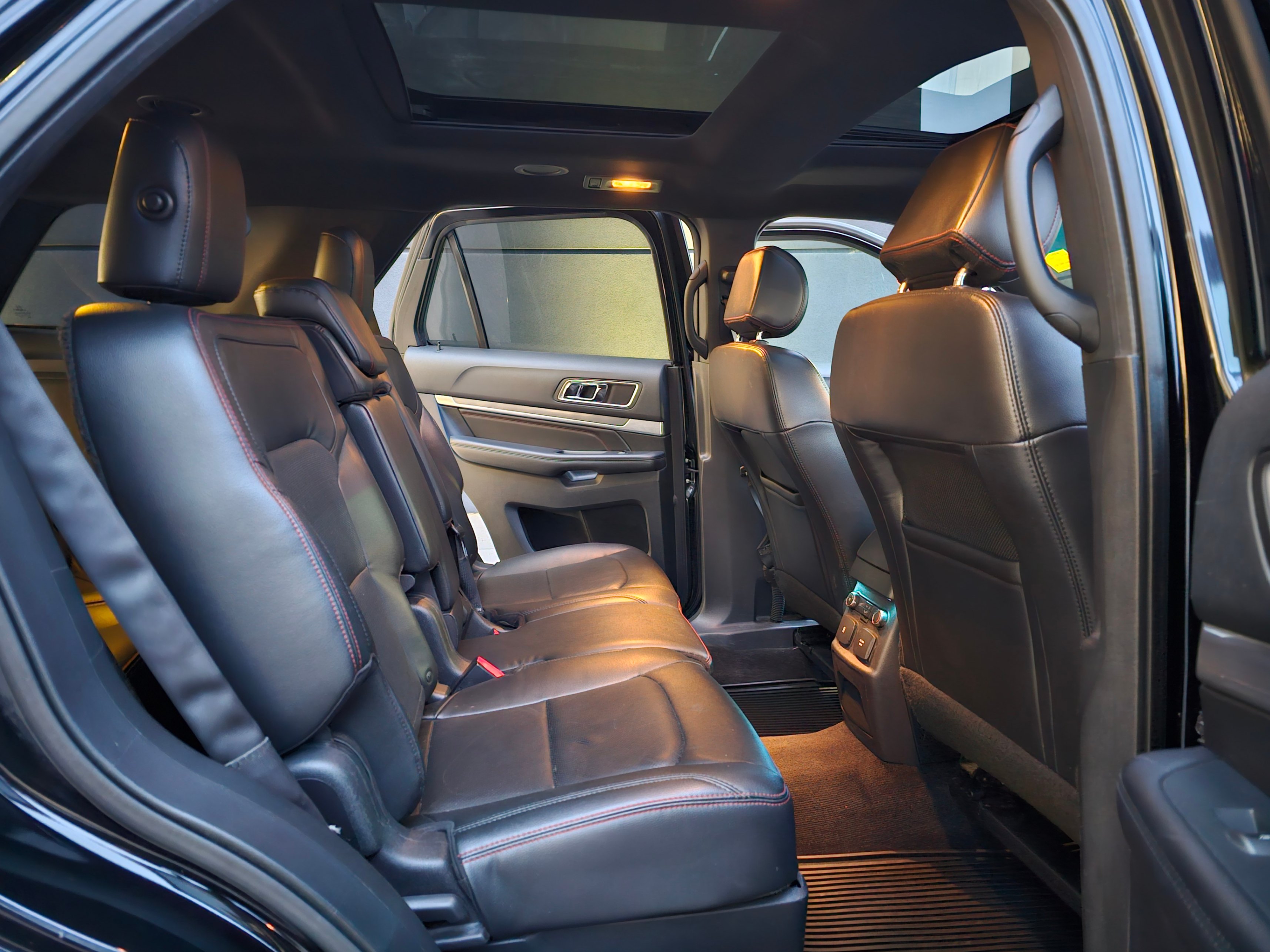 /todaysautosalesandservice/2016-Ford-Explorer-9833630814474674.jpg