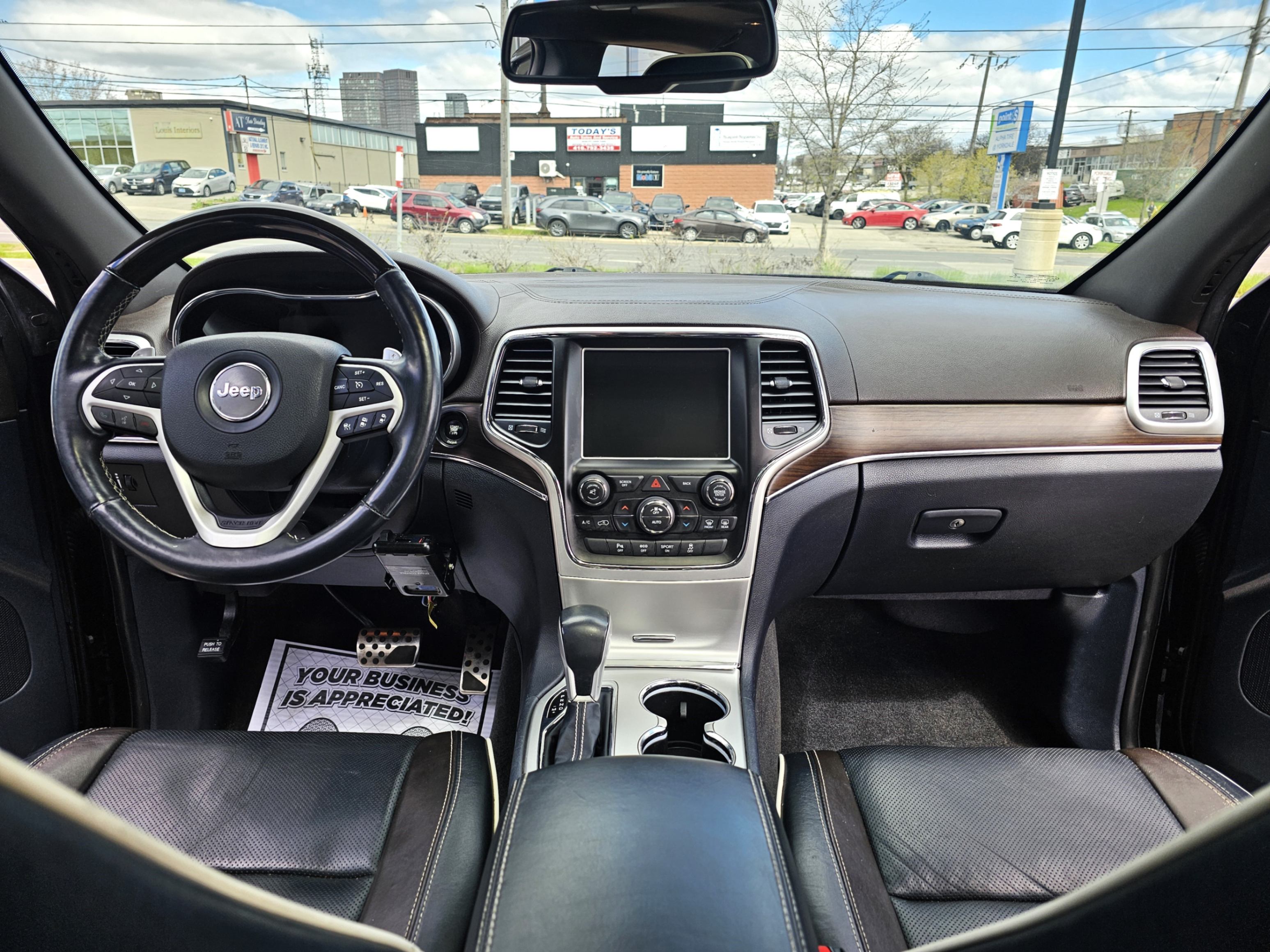 /todaysautosalesandservice/2016-Jeep-GrandCherokee-7522075614133408.jpg