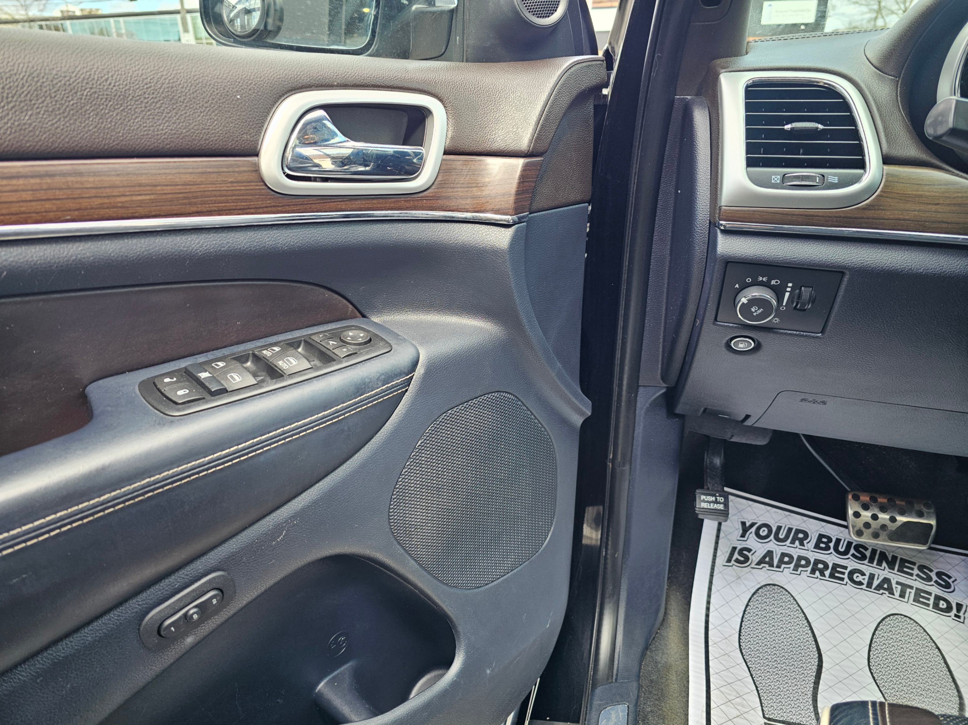 /todaysautosalesandservice/2016-Jeep-GrandCherokee-7826470616059815.jpg