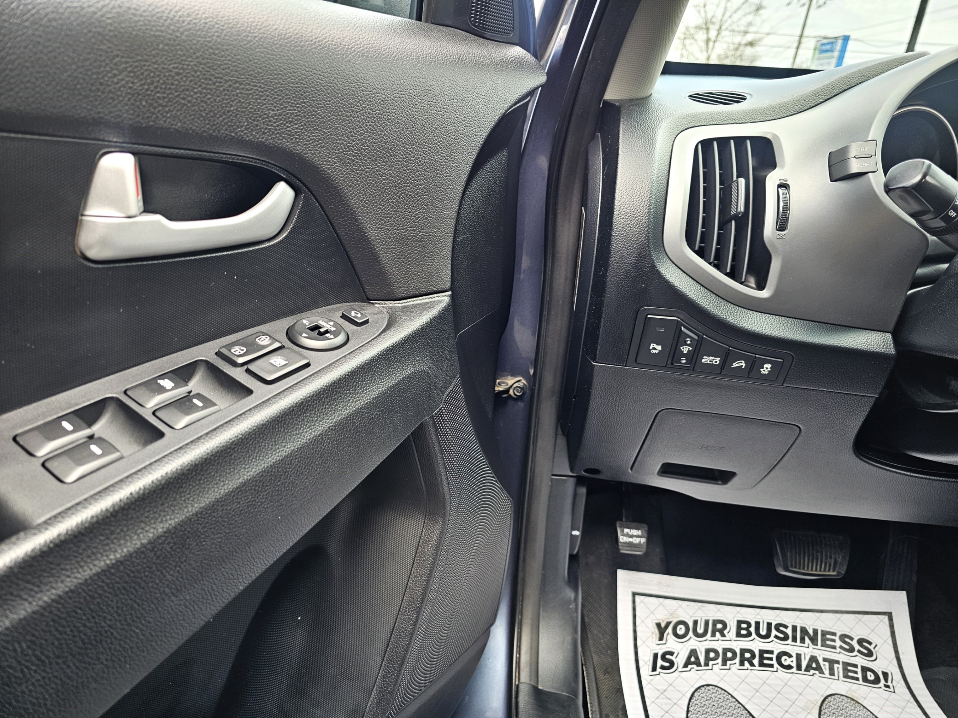 /todaysautosalesandservice/2016-Kia-Sportage-09295169508650125.jpg
