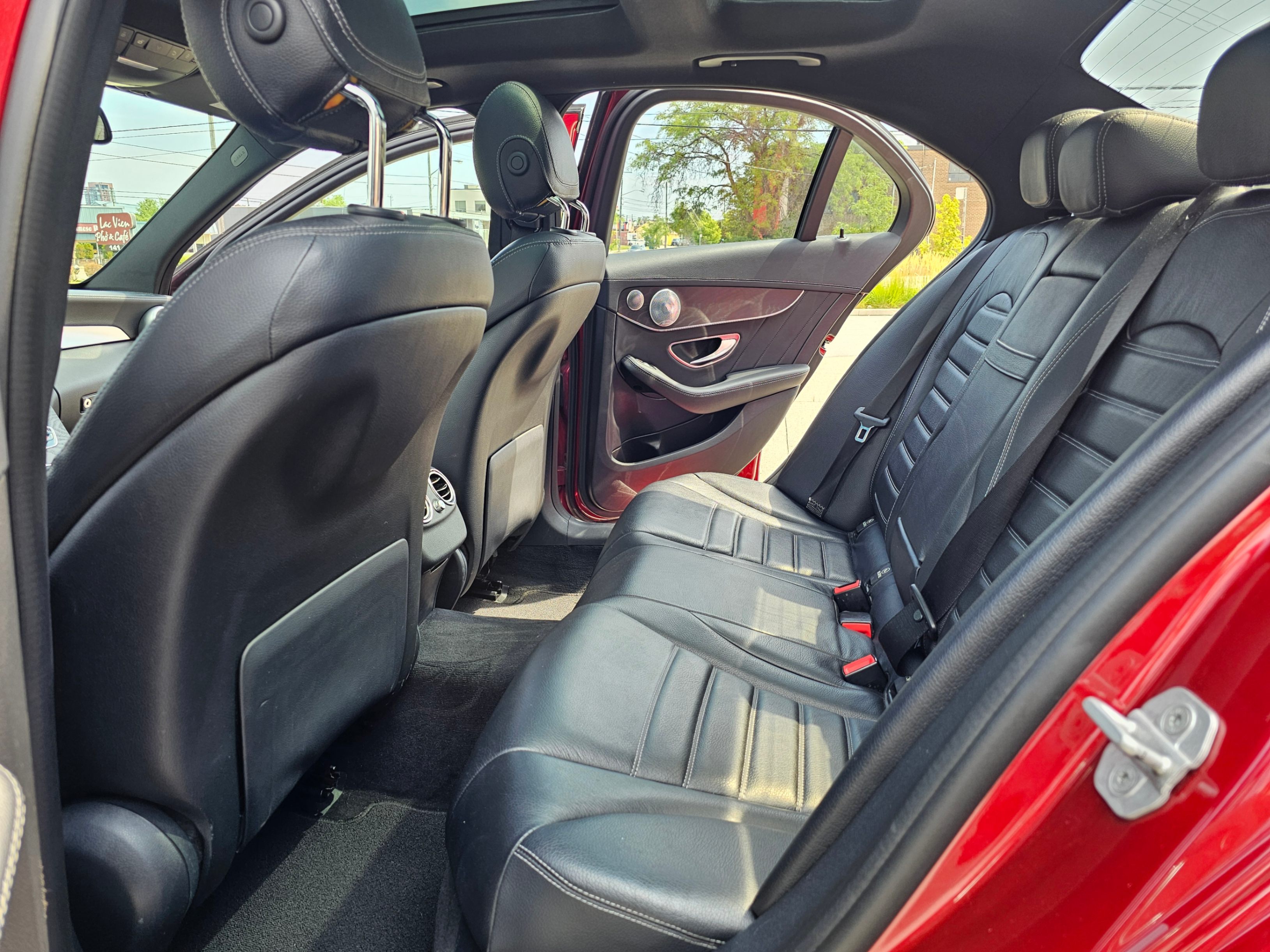 /todaysautosalesandservice/2016-Mercedes-Benz-C-Class-4817814511943008.jpg