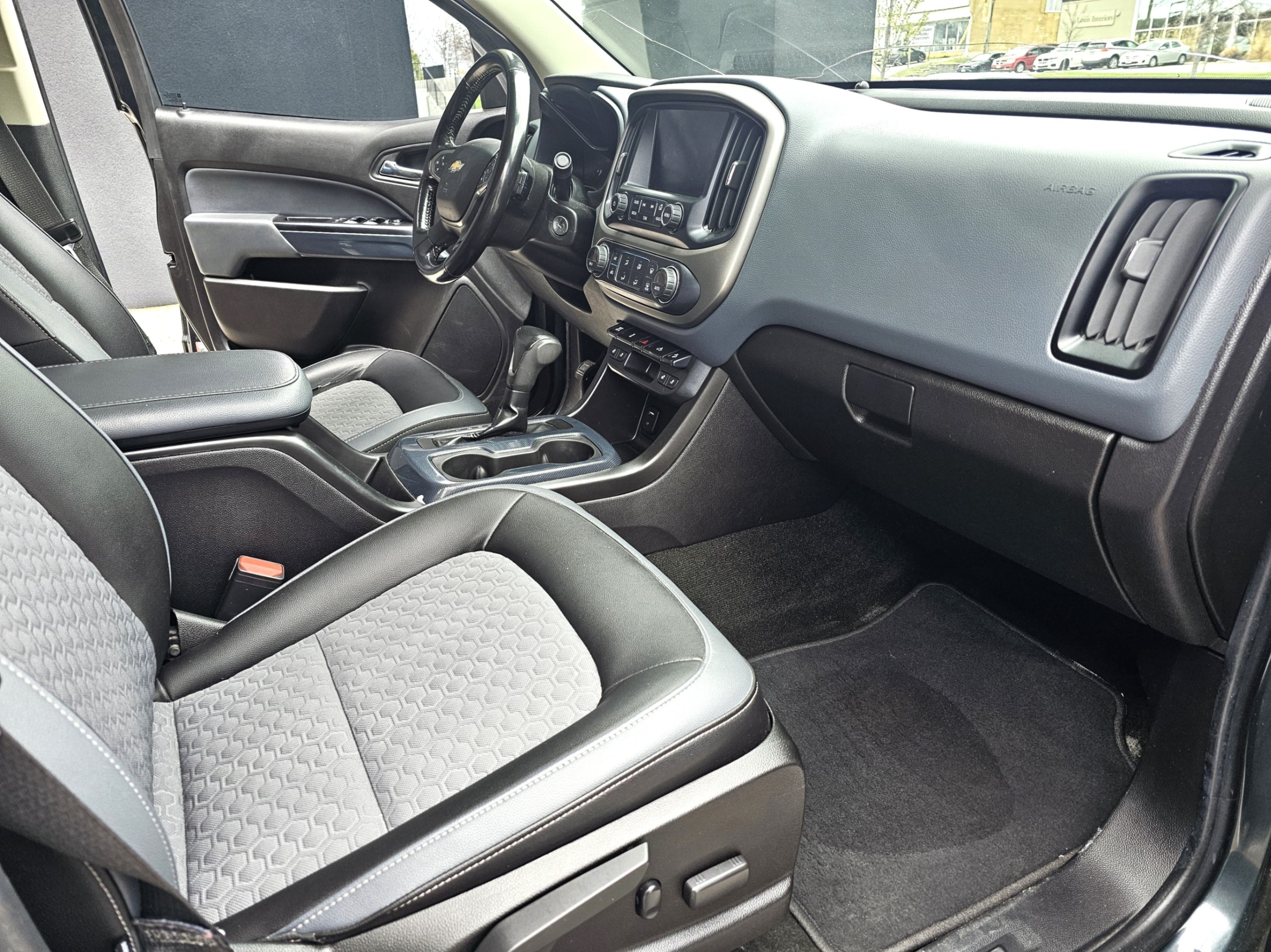 /todaysautosalesandservice/2017-Chevrolet-Colorado-6868903723083095.jpg