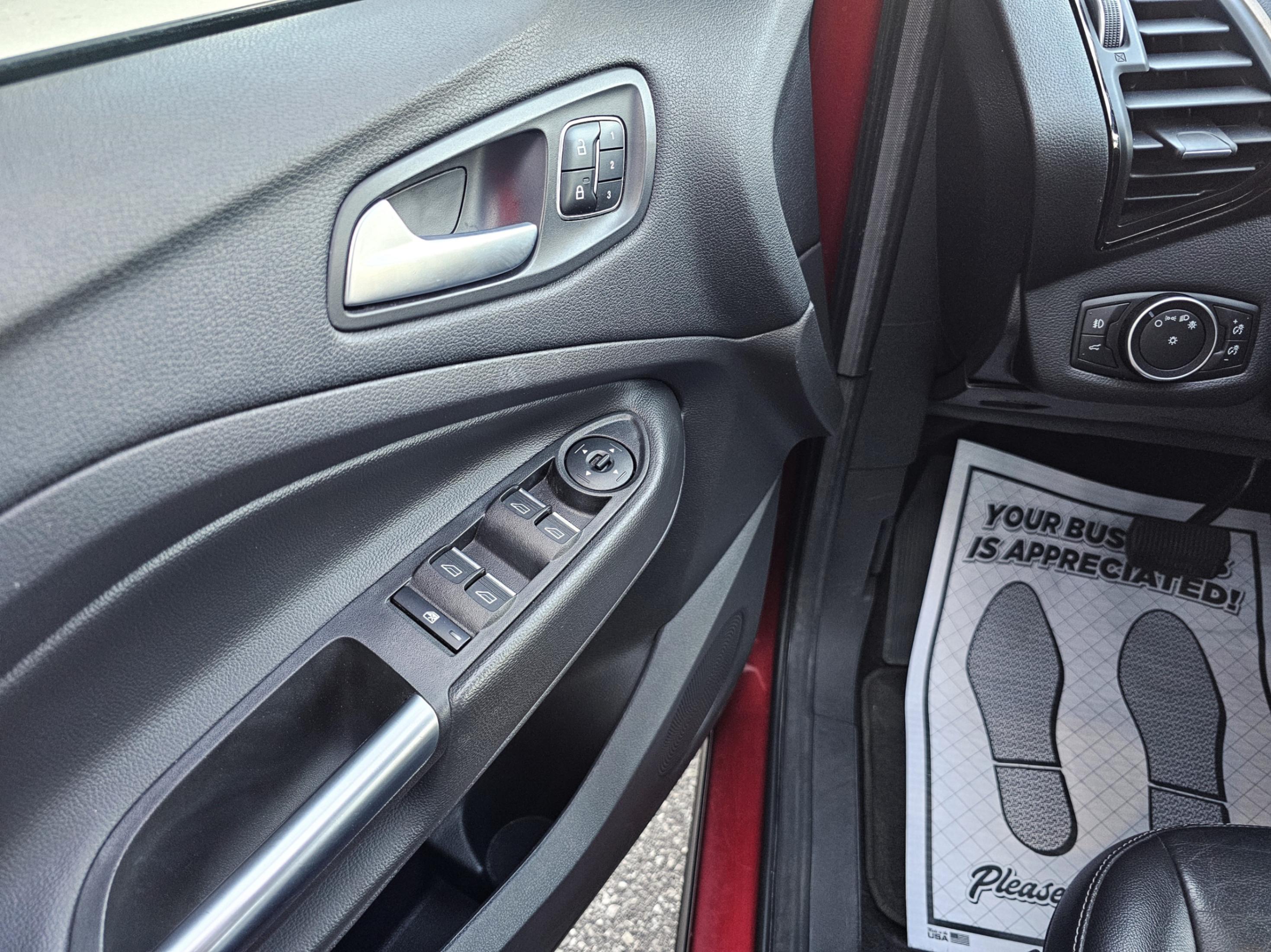 /todaysautosalesandservice/2017-Ford-Escape-725165069379786.jpg