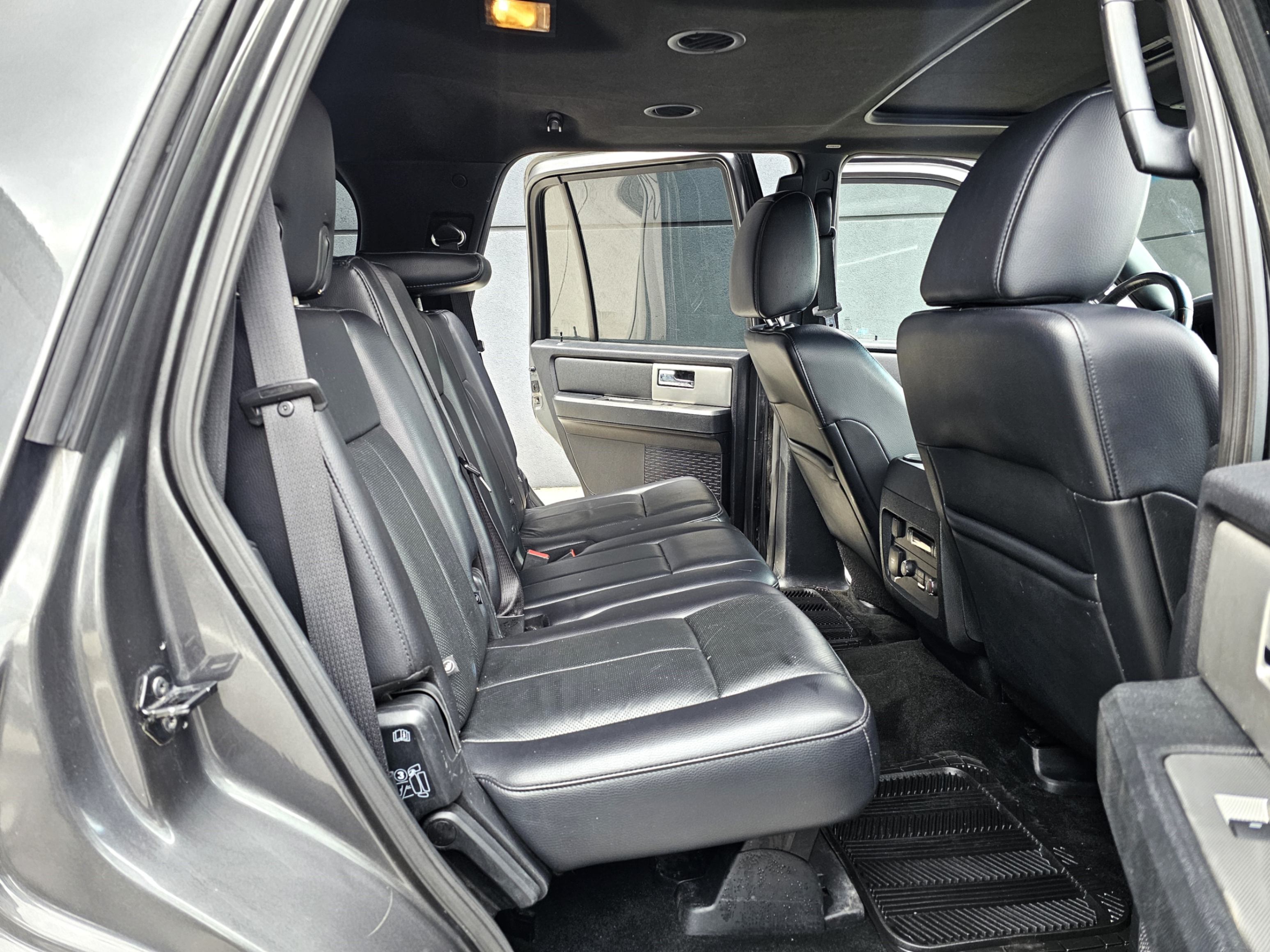 /todaysautosalesandservice/2017-Ford-Expedition-5161047462382595.jpg