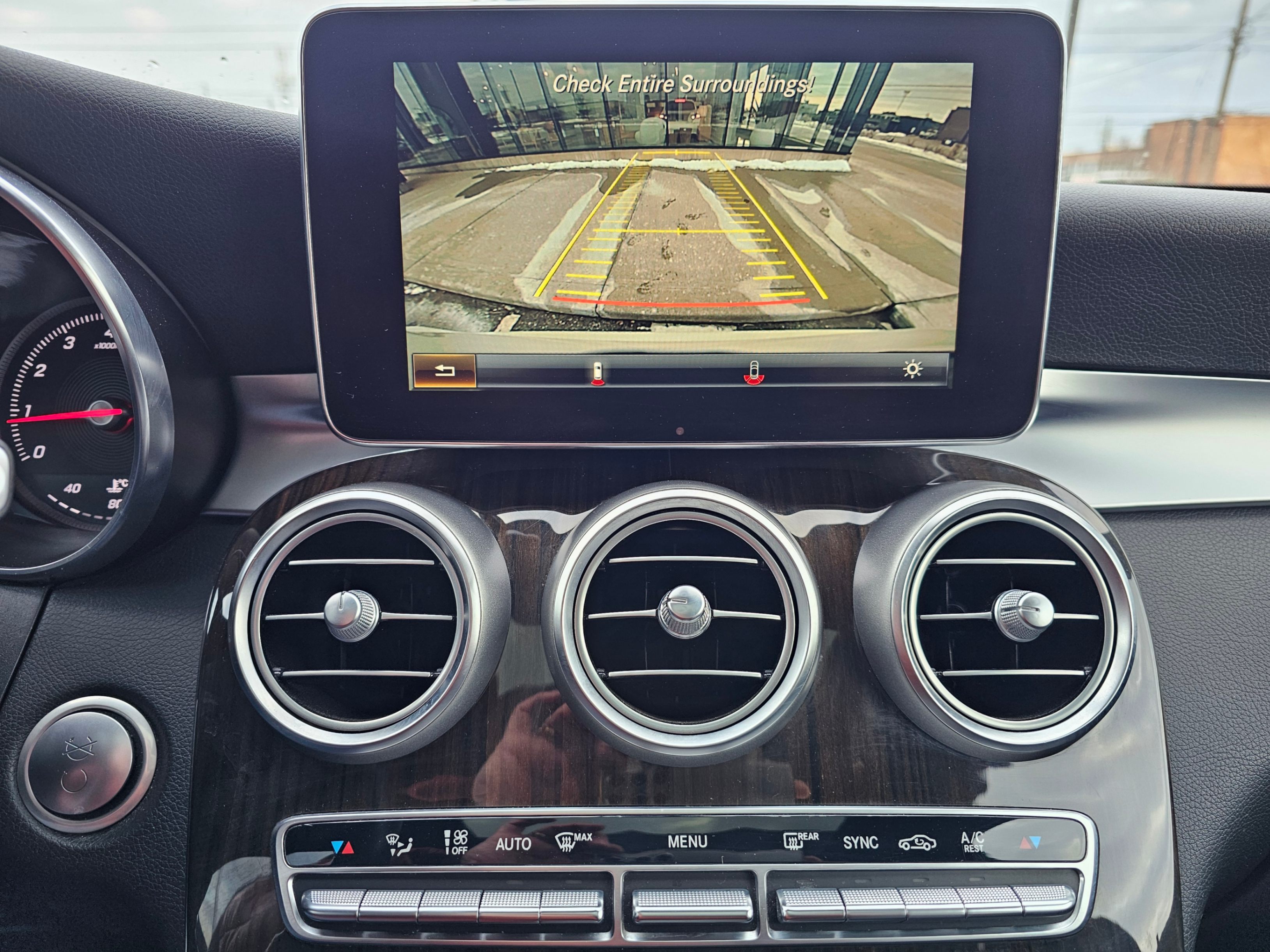 /todaysautosalesandservice/2017-Mercedes-Benz-GLC-class-660128076575857.jpg