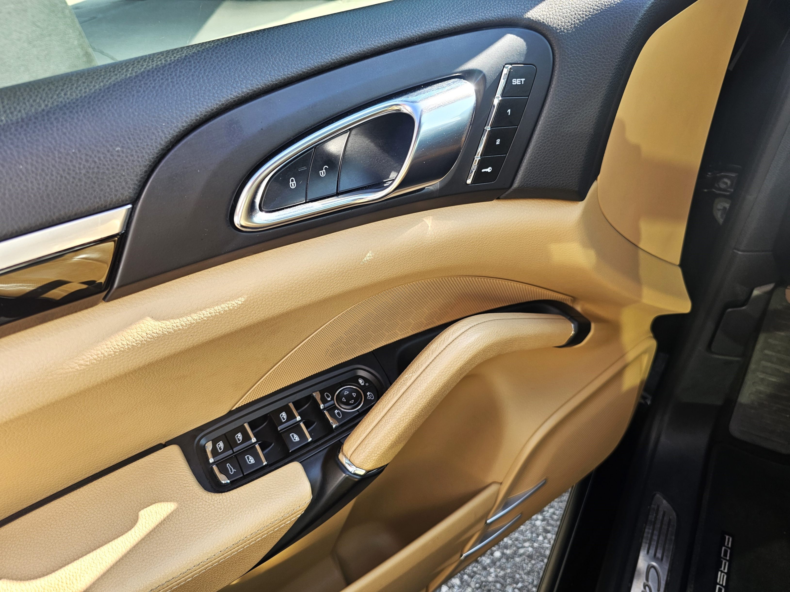 /todaysautosalesandservice/2017-Porsche-Cayenne-47684010231343765.jpg