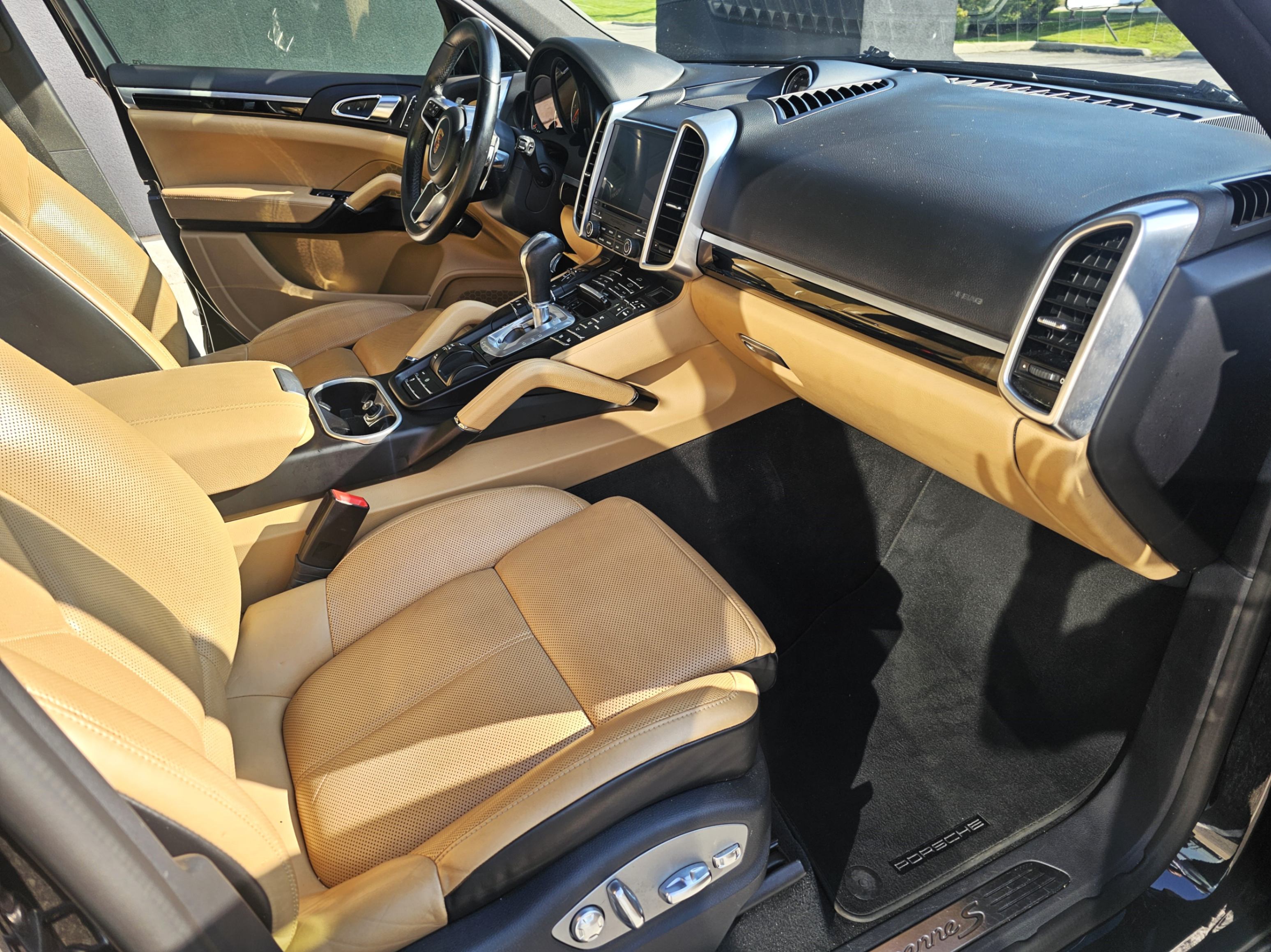 /todaysautosalesandservice/2017-Porsche-Cayenne-8981544873130192.jpg