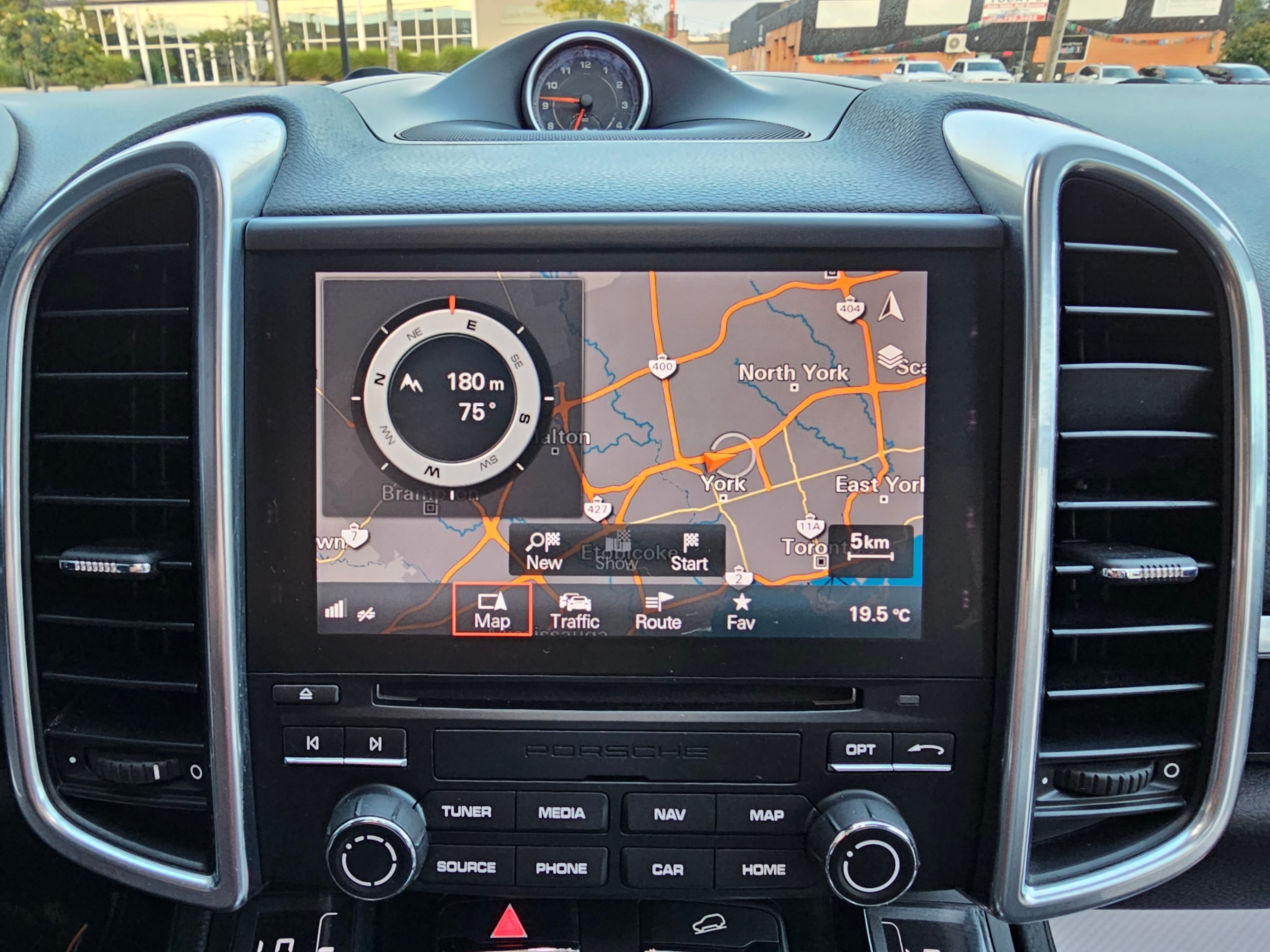 /todaysautosalesandservice/2018-Porsche-Cayenne-38347435499062943.jpg