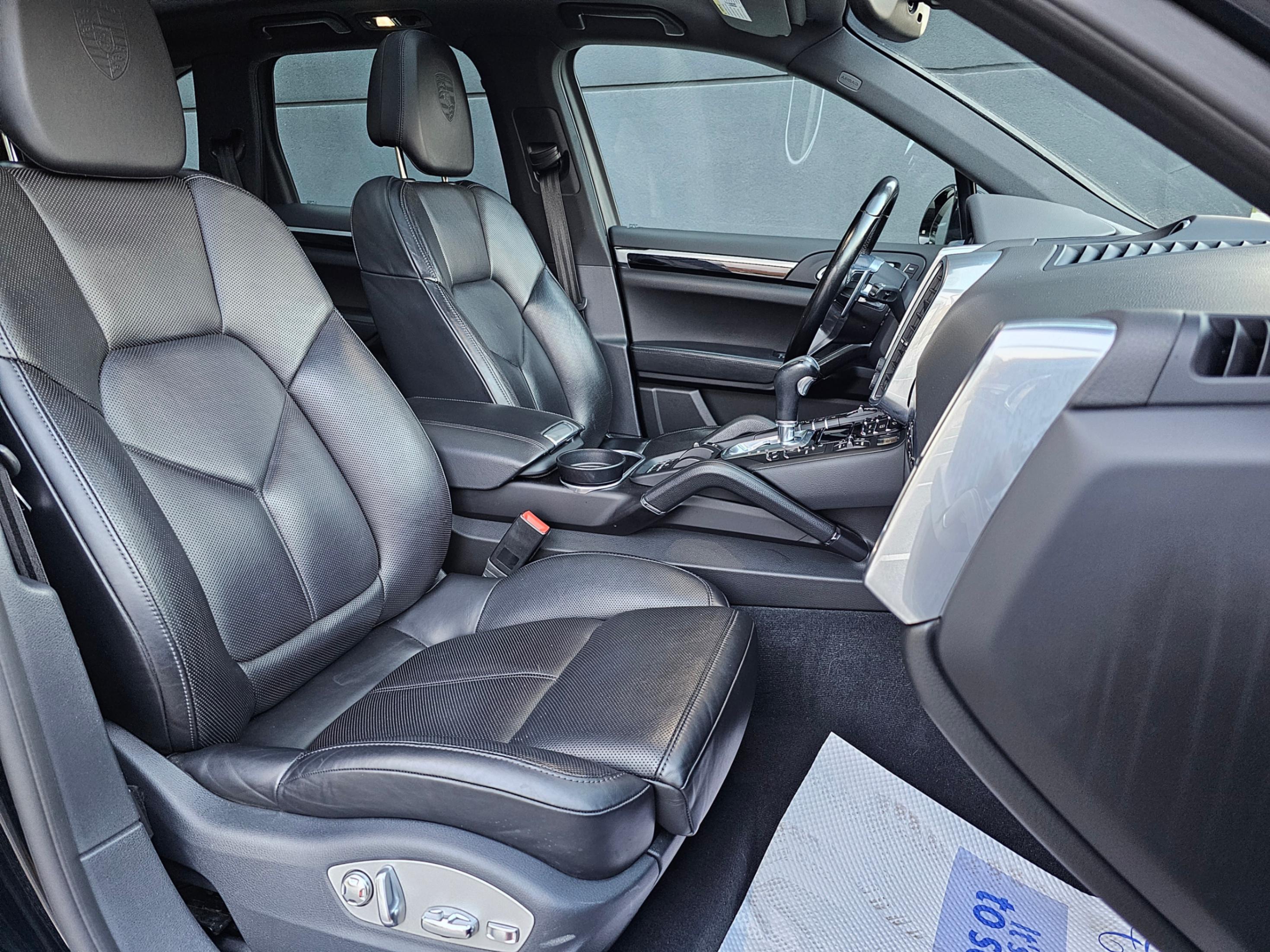 /todaysautosalesandservice/2018-Porsche-Cayenne-7967114718638582.jpg