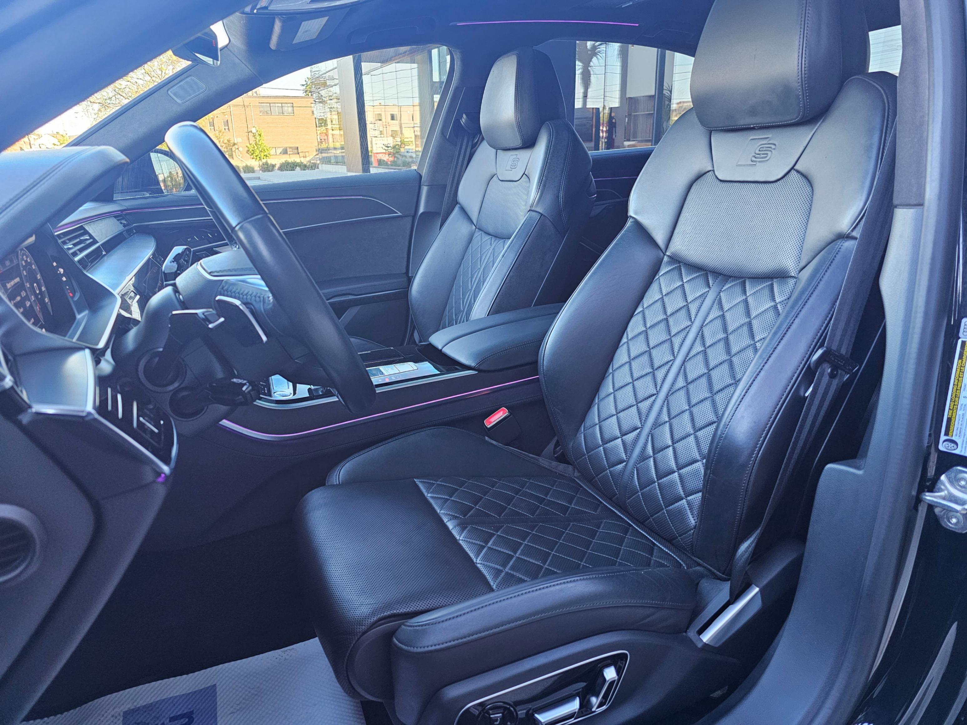 /todaysautosalesandservice/2019-Audi-A8L-4927514964074524.jpg