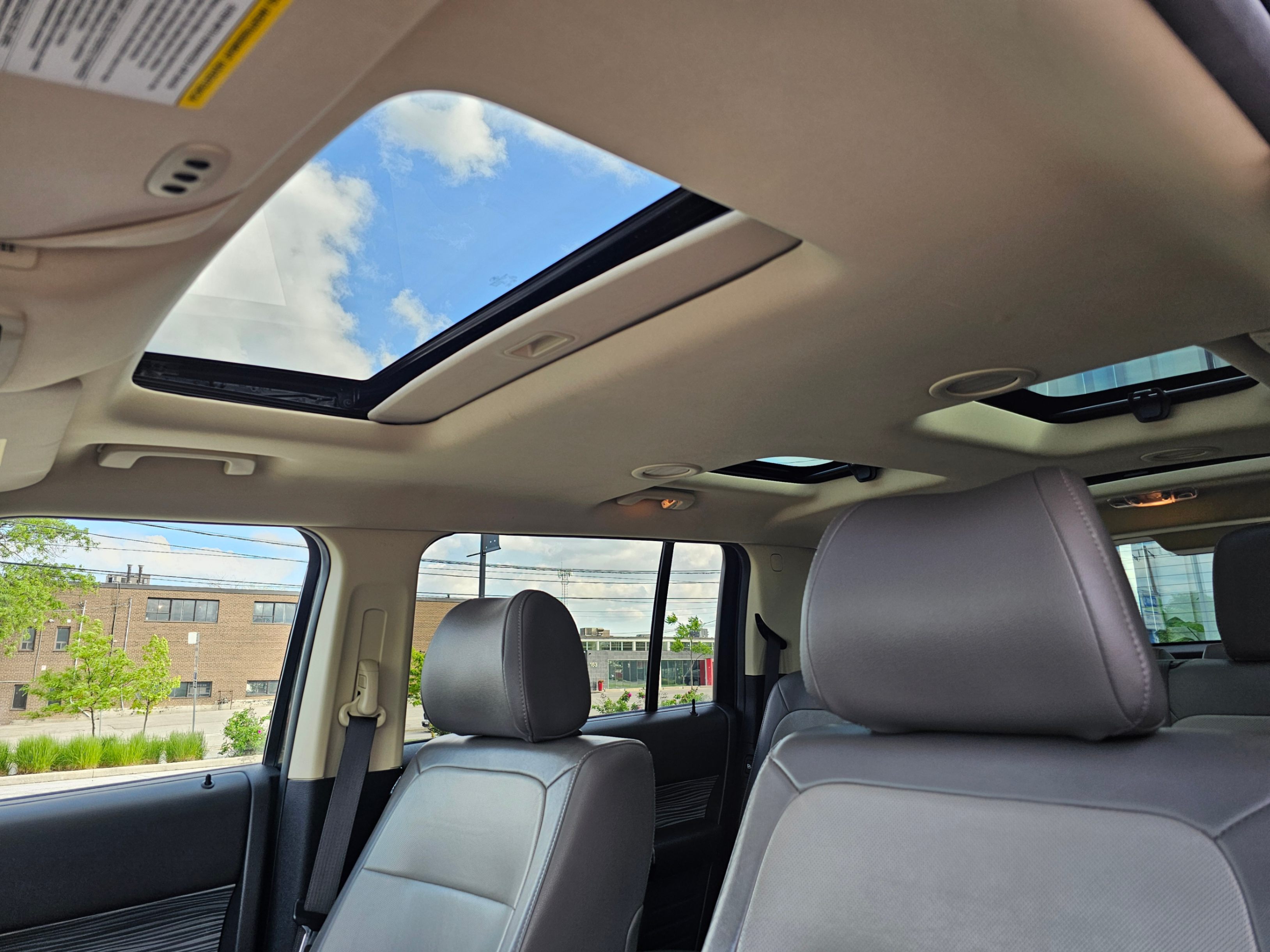 /todaysautosalesandservice/2019-Ford-Flex-20270662967513875.jpg