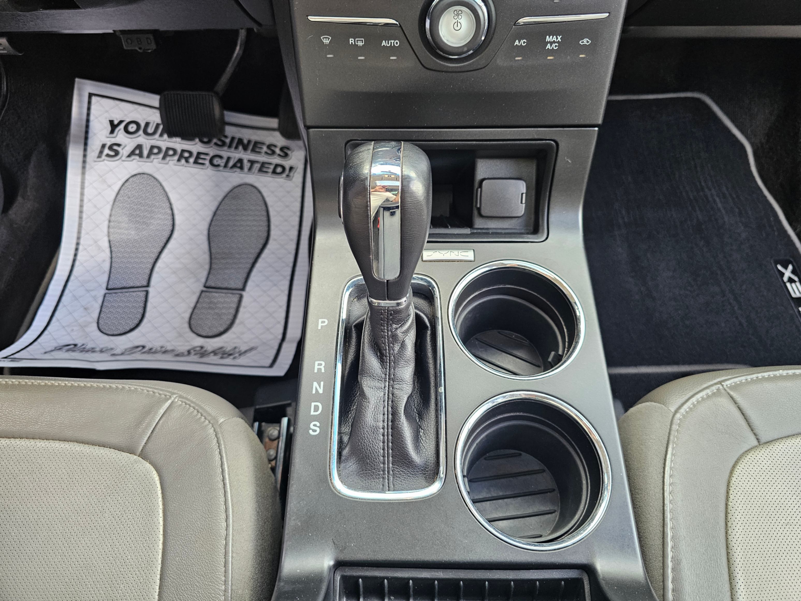 /todaysautosalesandservice/2019-Ford-Flex-9289652028750475.jpg
