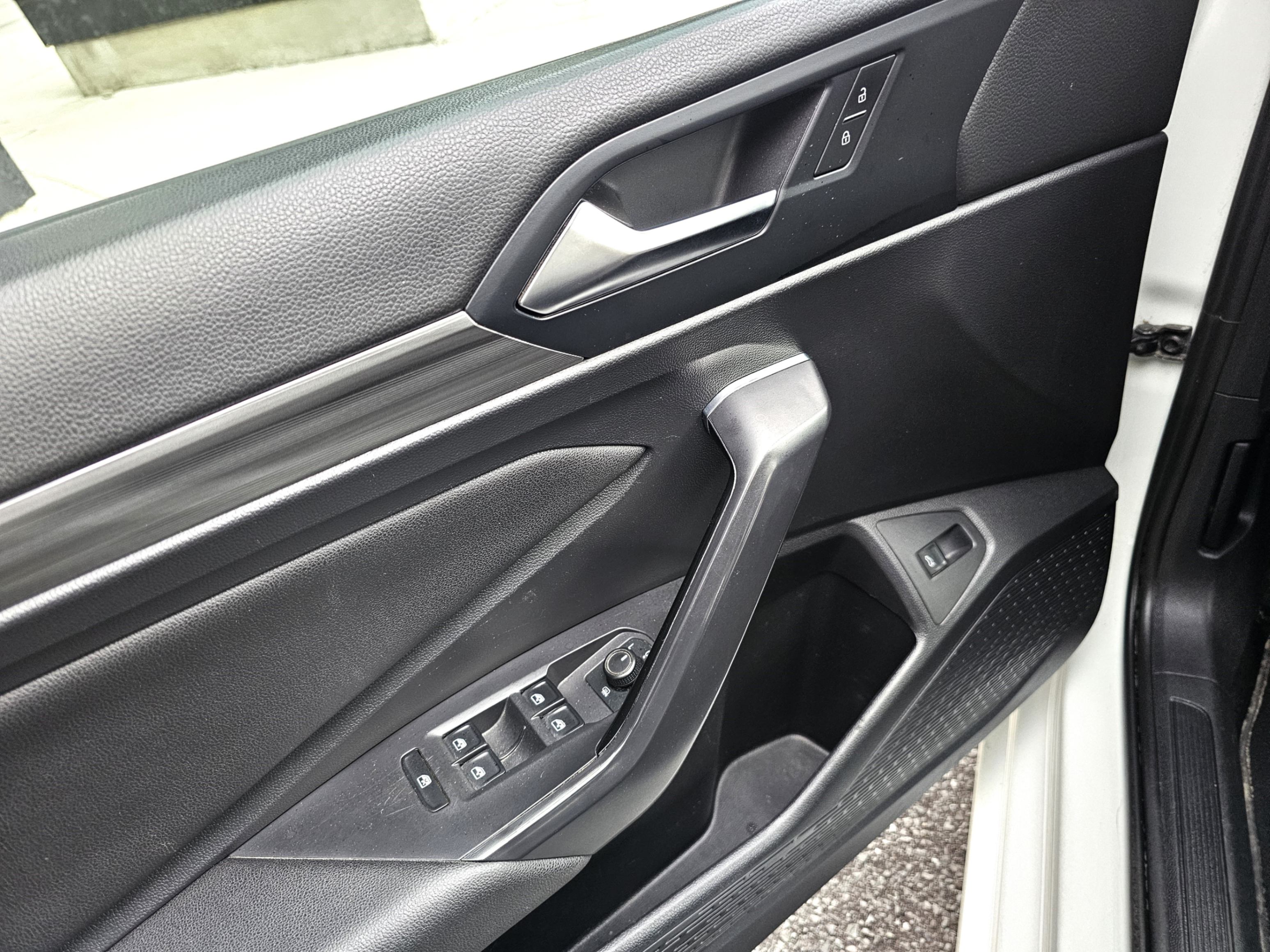 /todaysautosalesandservice/2019-Volkswagen-Jetta-3166605046334676.jpg