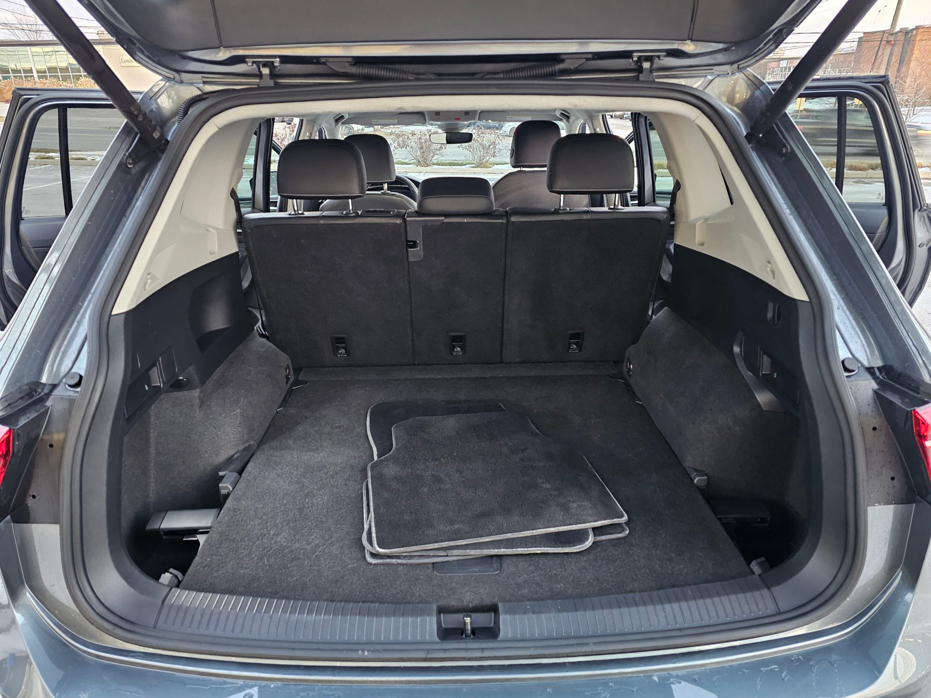 /todaysautosalesandservice/2022-Volkswagen-Tiguan-18072857937118836.jpg