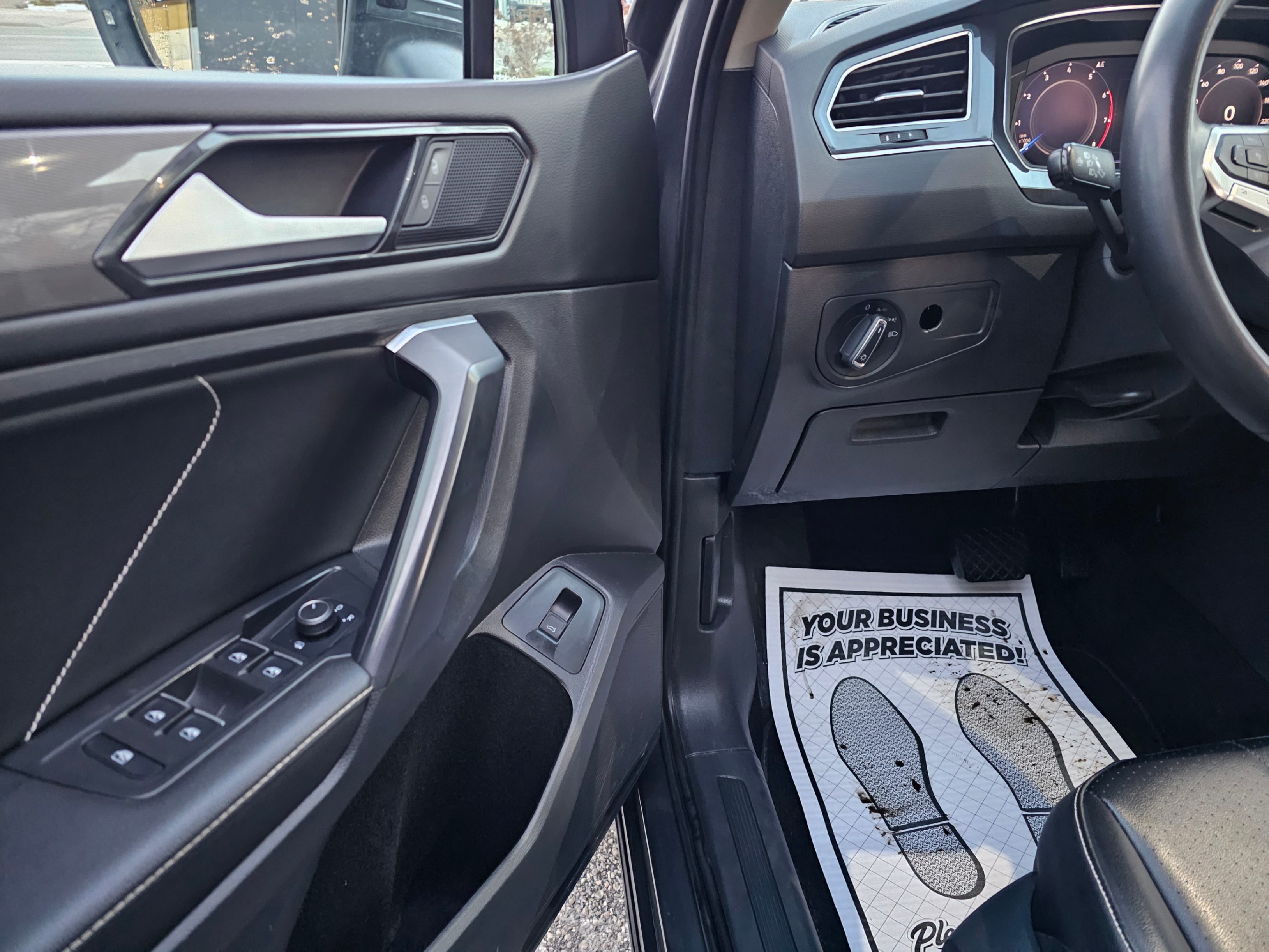 /todaysautosalesandservice/2022-Volkswagen-Tiguan-5864382744623697.jpg