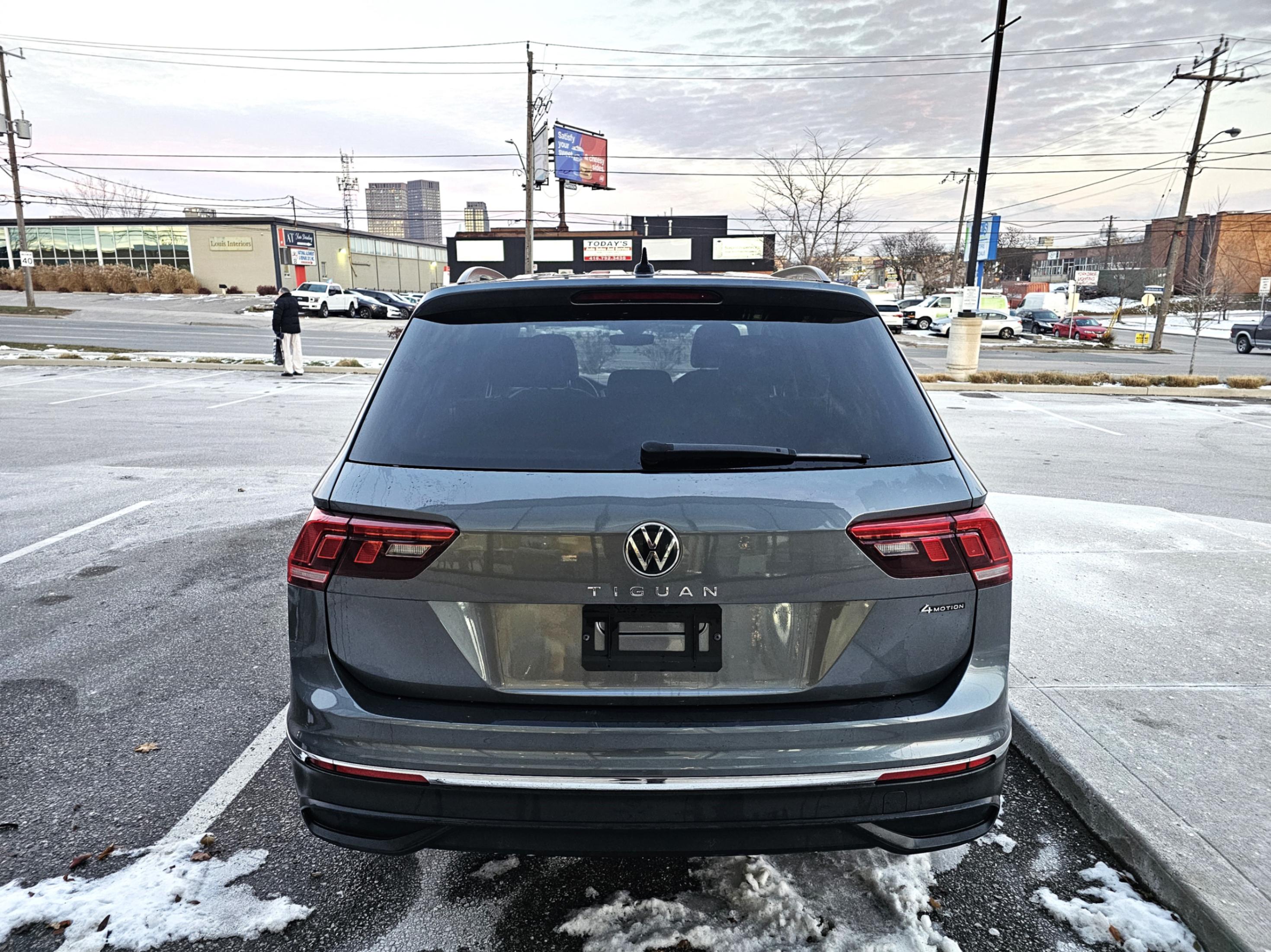 /todaysautosalesandservice/2022-Volkswagen-Tiguan-9673136741849284.jpg