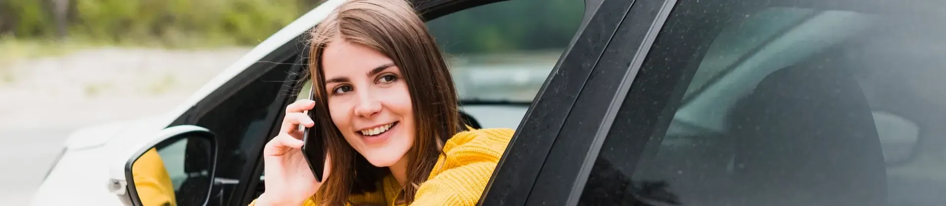 https://hillzcdn.ca/universalautoalpart/3006901433652205-contactUs.webp