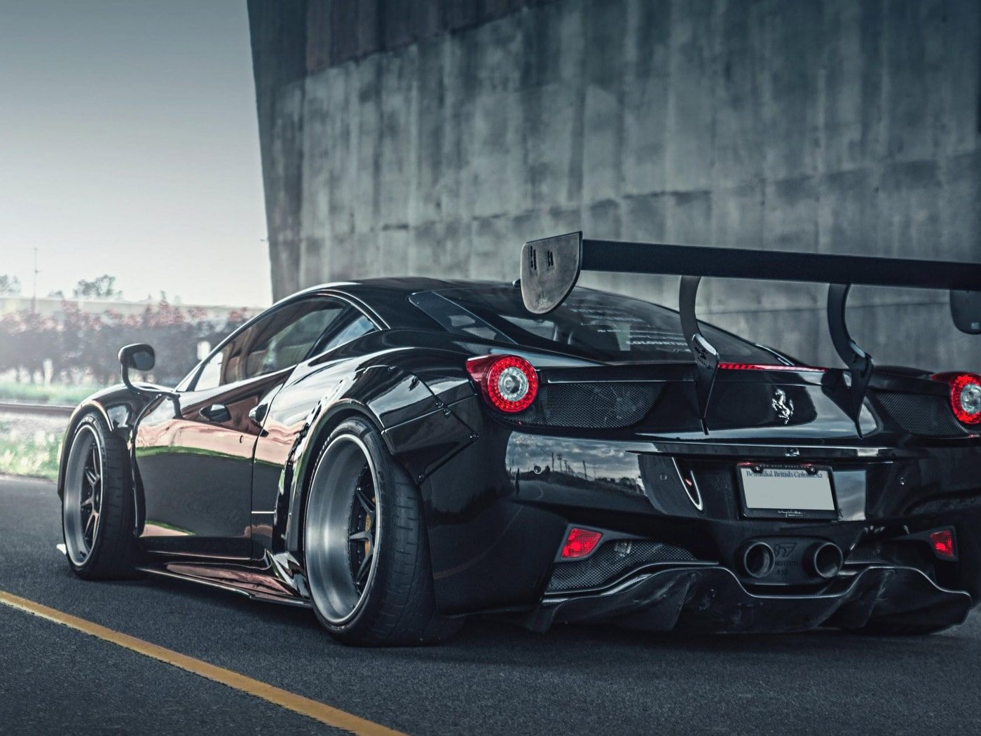 https://hillzcdn.ca/valuemotors/9006179626414328-black-wallpaper-200723154646591400x1050-min.jpg
