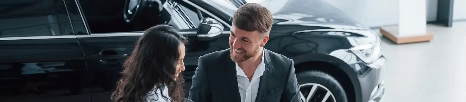 https://hillzcdn.ca/worldwidemodernauto/4907859268734116-9209776365194111-Financing_Department.webp
